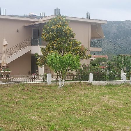 Διαμέρισμα Μεντησ Igumeníca Kültér fotó