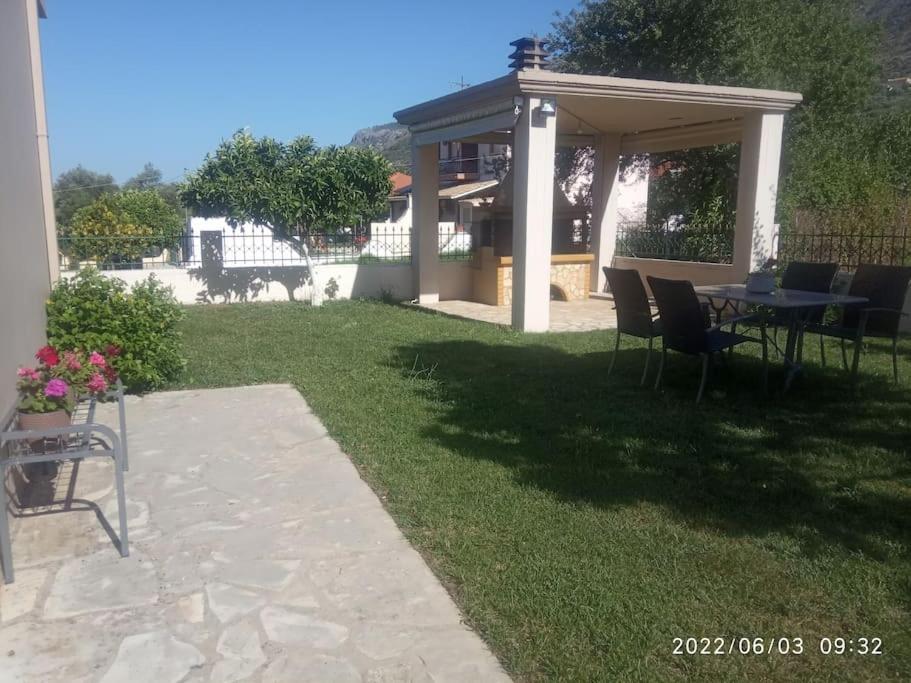 Διαμέρισμα Μεντησ Igumeníca Kültér fotó