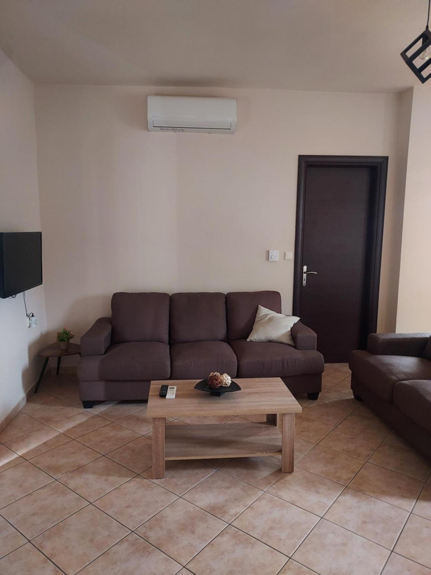Διαμέρισμα Μεντησ Igumeníca Kültér fotó